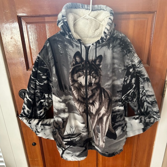 Wild Kind Wolf Jacket - Picture 1 of 6